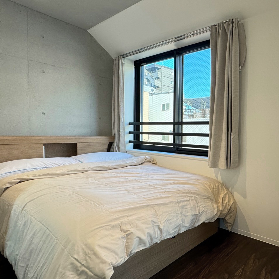 00-兩房一廳加大四人房